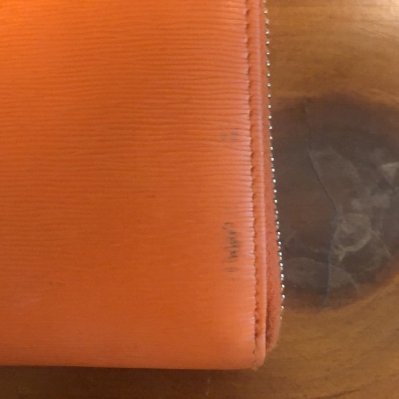 PRADA wallet - Picture 3 of 6